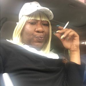 Meet your Posher, Aria